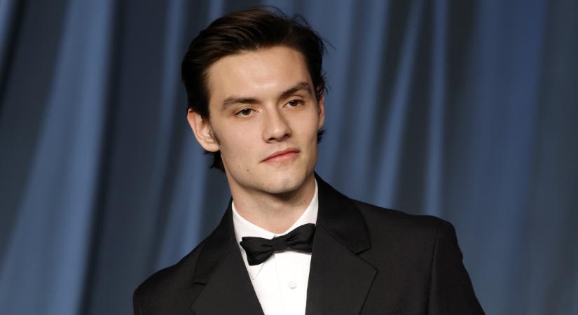 Ő lehet minden idők legfiatalabb James Bondja?