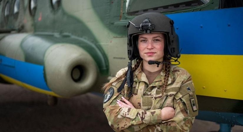 Ukrajna választóvonal előtt: Zelenszkij elrendelné a nők kötelező sorozását