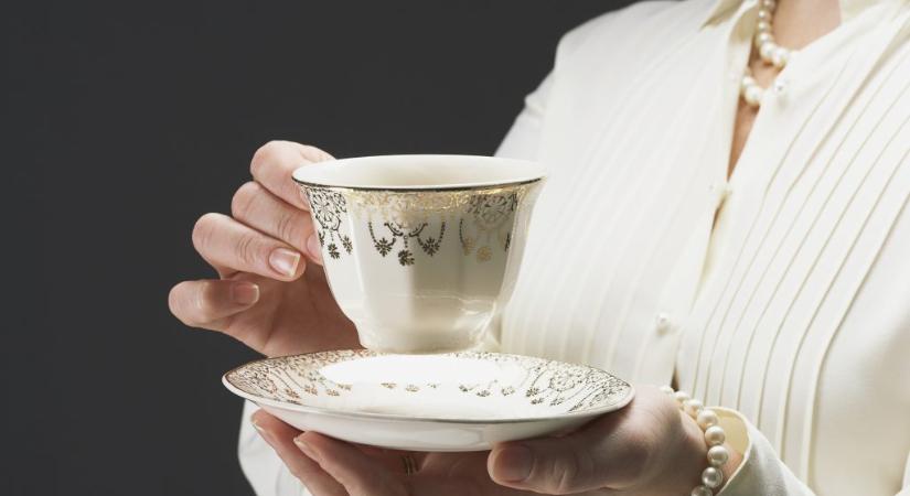 Udvarias vagy, vagy csak annak hiszed magad? Teszteld magad ezzel az etikettkvízzel!