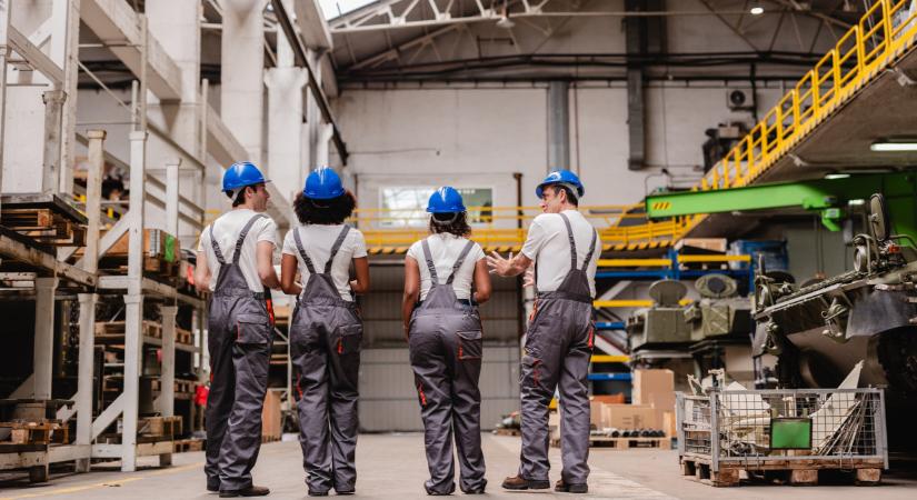 Felpörgeti a védelmi ipart az Európai Unió: brutális pénzek és új szabályok jönnek