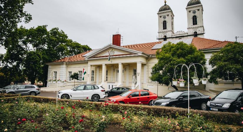 Megbecsülést és függetlenséget várnak a leendő Tisza-kormánytól a magyarországi települések