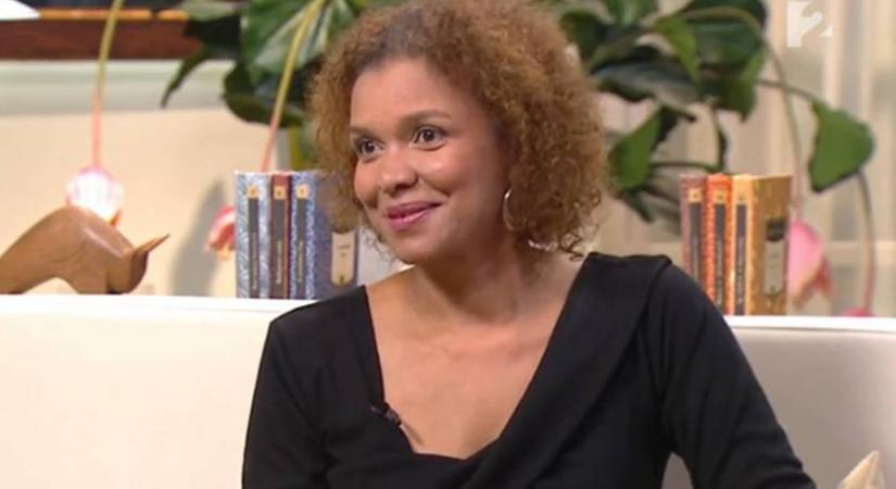 A TV2 szépséges időjósa volt, 51 évesen nagymama: Onyutha Judit így öleli lányunokáját a friss fotón