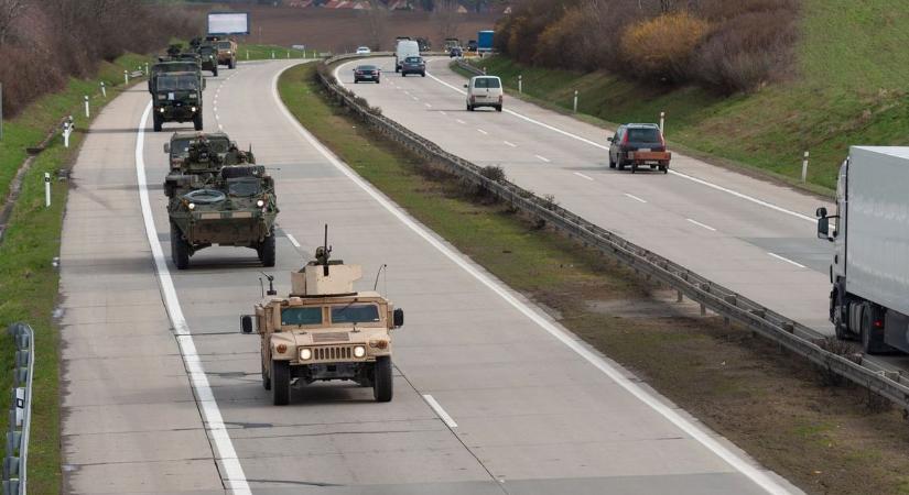 Hat órán át tartó katonai mozgás zavarhatja a közlekedést