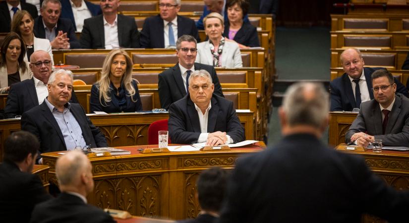 Milliárdokba fáj az Országgyűlésnek a képviselők tömeges távozása