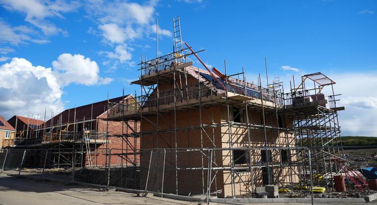 Enélkül a házak csak barlangok, de az újabb energiaársokk mindent boríthat