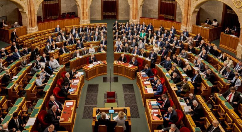 Milliárdos számla a ciklusváltáskor: ennyibe kerül 144 távozó képviselő végkielégítése