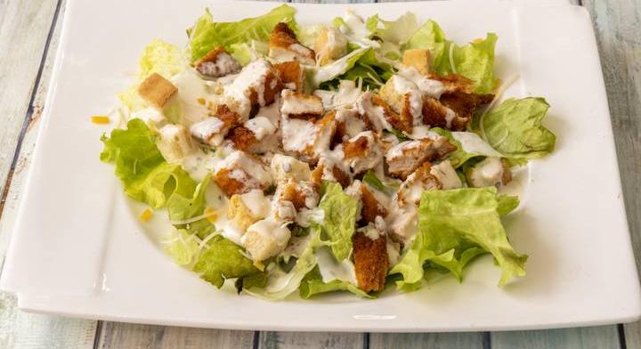 Így készül az autentikus Cézár-saláta: a legendás fogás nyomában