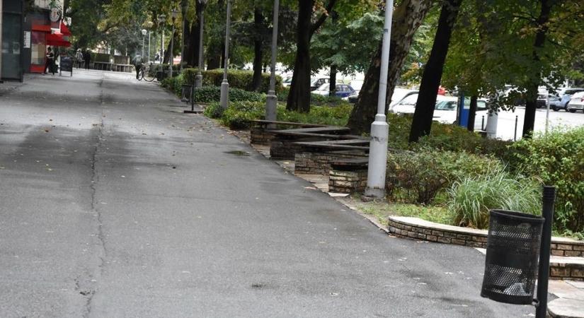 Fényes nappal rablás Kecskeméten: idős nőt támadt meg egy visszaeső bűnöző