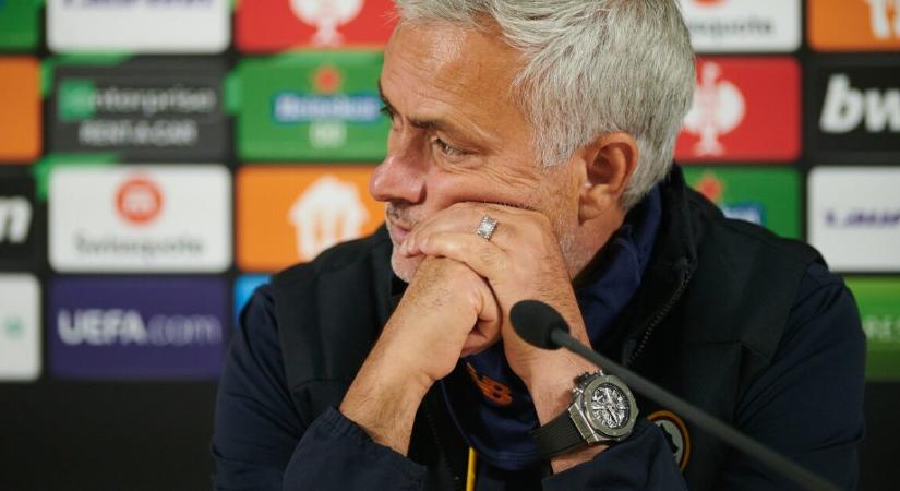 Mourinho visszatérhet Angliába, máris nagy klub csábítja
