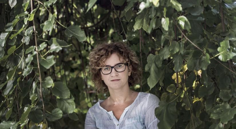 „Roppant kellemetlen volt, de másra nem is lehetett számítani” – véleményezte Veiszer Alinda Magyar Péter két közmédiás interjúját