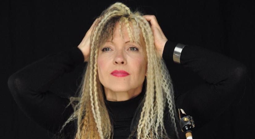 Marcellina kiakadt a kora miatt – pedig így fest fürdőruhában