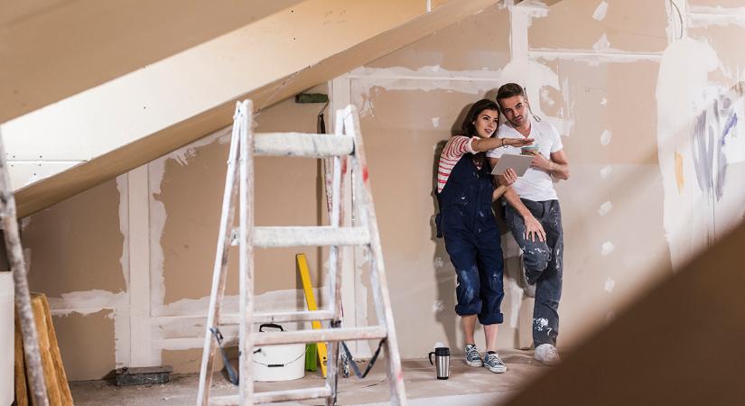 Váratlan döntés: leáll az otthonfelújítási program