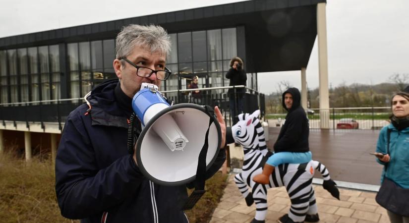 Hadházy Ákos nem kapott megkeresést korrupcióellenes munkára a Tisza Párttól