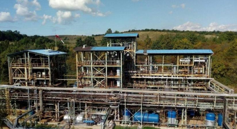 Éhségsztrájkba kezdenek a december óta fizetés nélkül lévő vegyipari cég dolgozói