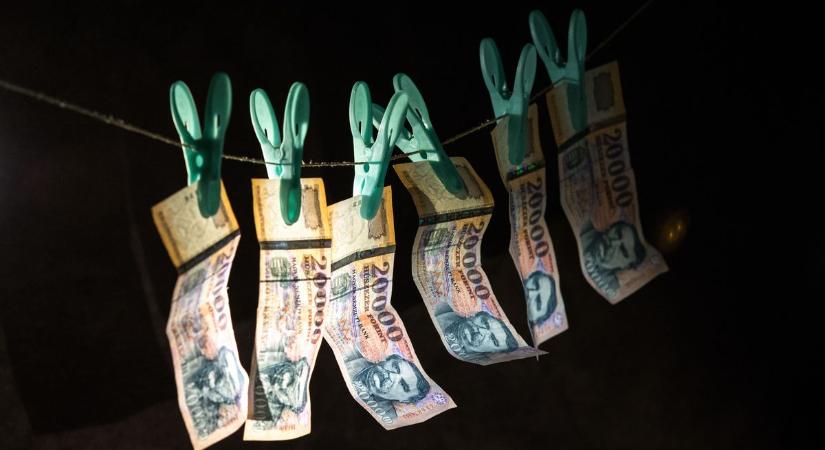 Egyre több a pénzmosás, az internetes csalás és a kábítószeres ügy Somogyban