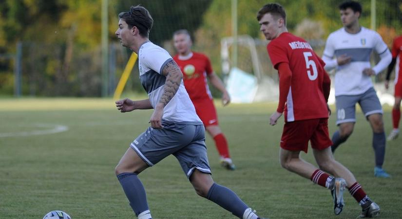 Reménykedő házigazdák