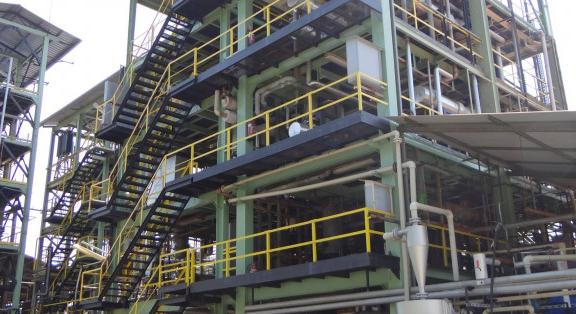 Éhségsztrájkba kezdenek a dolgozók, mivel hónapok óta nem kaptak fizetést, a papírjaikat is visszatartják