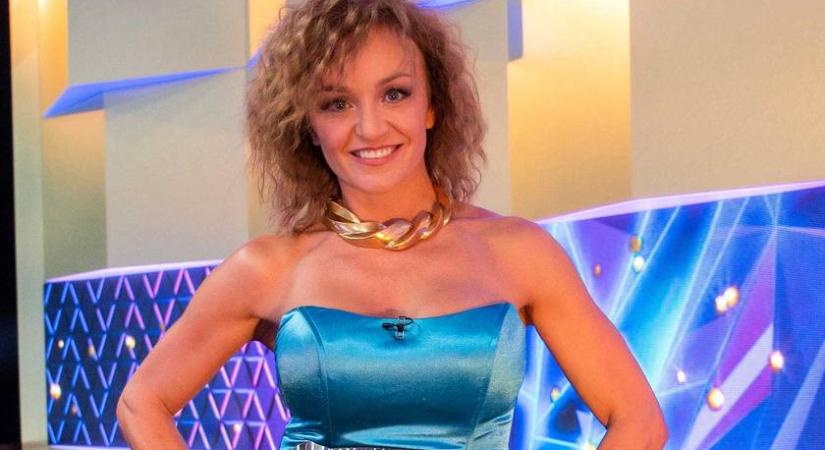 Szandi várandós lányának ilyen nagy már a babapocakja: az énekesnő így ölelte magához Blankát, mióta babát vár