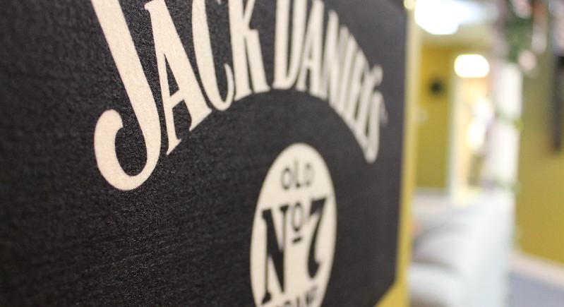 Új jelentkező a Jack Daniel’s gyártójának fúziós tárgyalásain