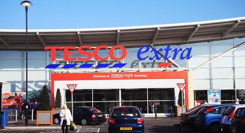 A Tesco-vezér kimondta: hiába az évtized legjobb eredménye, Hormuz mindent a feje tetejére állíthat