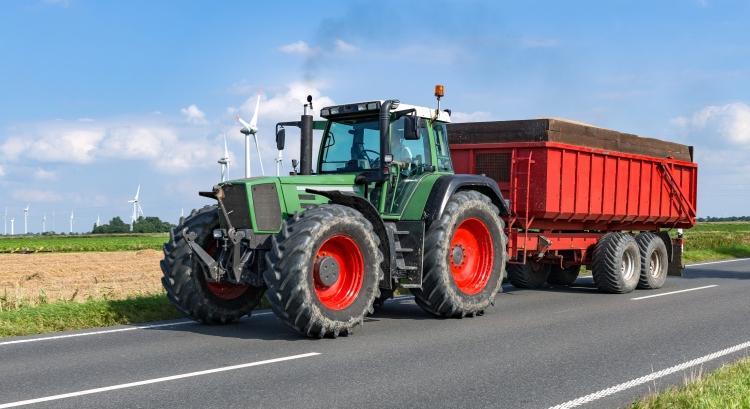 Új tempó az utakon: ezt érzik meg a gazdák