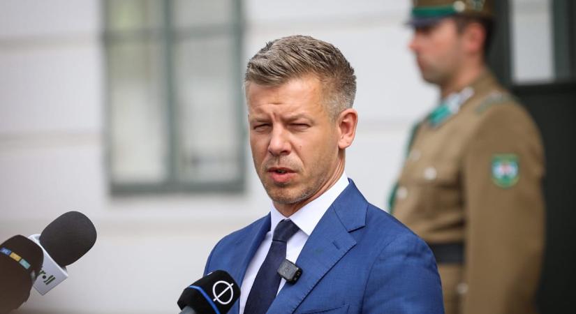 Magyar Péter üzent a fideszes vezetőknek és a strómanjaiknak: Hiába játsszátok el most a balettos kislányt