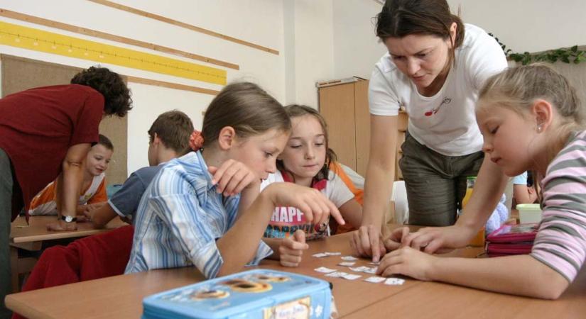 Rubovszky Ritát kérte fel oktatási miniszternek a Tisza Párt