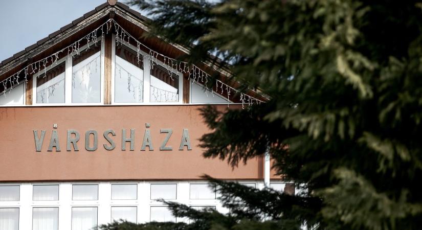 „Itt a vége, nem bírjuk anyagilag tovább” – jön az újabb állami inkasszó, forronganak az önkormányzatok