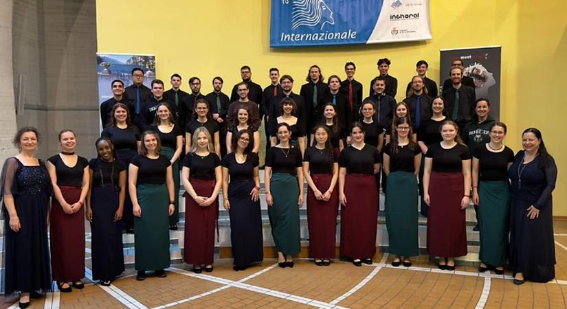 Aranyminősítést kaptak Olaszországban a Zeneművészeti Kar kórusai