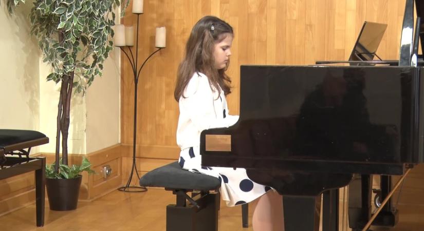 Nagy siker a tehetséges kanizsai zongoristától