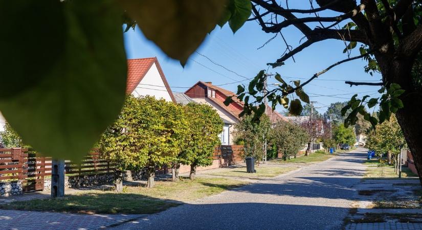 Olyat talált ki a hadházi anyuka, hogy mosolyogva könnyezel: élete meglepetését kapta a kis Boldi – videóval
