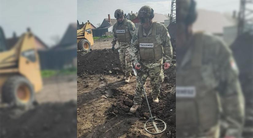 Rendőrségi lezárás: légvédelmi repeszlőszereket találtak