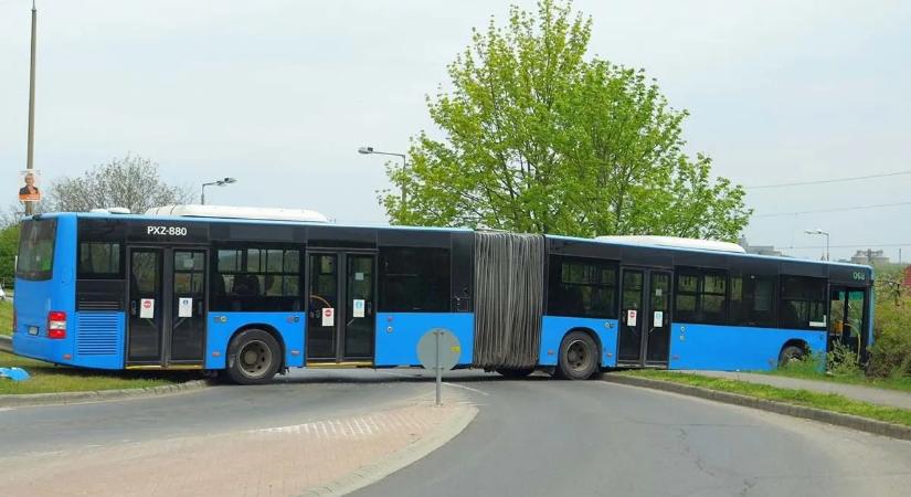 Drámai pillanatok: fék nélkül száguldott egy busz Miskolcon! – videó