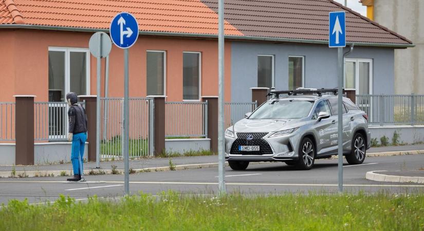 Mi már tudjuk milyen lesz a gyalogosok, biciklisek és rolleresek jövője