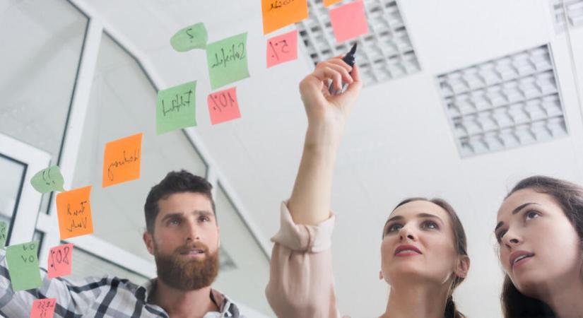 A fiatalok szerint havi 500 ezer forint jövedelem kell a biztos megélhetéshez