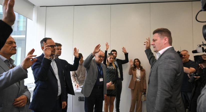 Nyomkövetőt helyezhetett el egy választópolgár az Edinburgh-ból érkezett külképviseleti urnában