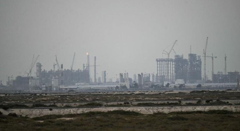 Megvan az összeg: 58 milliárd dollárt kell összekalapozni a közel-keleti energia-infrastruktúra helyreállítására