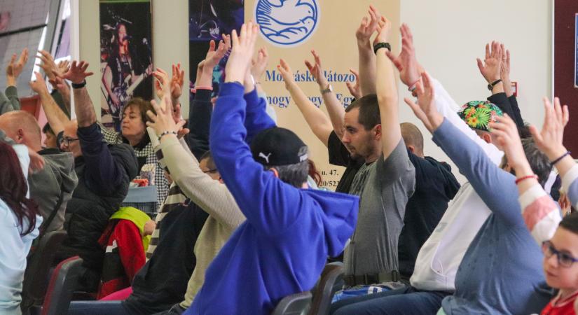 Esélyek és lehetőségek: Szakmai nap a fogyatékossággal élőkért Nagyatádon