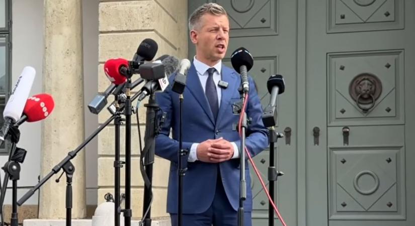 Magyar Péter a Mol élére üzent: ne fizessék ki a 25 milliárdot az MCC-nek