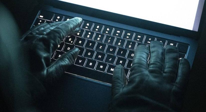 Háború a kibertérben: ukrán tisztek postafiókjain keresztül kémkedtek az orosz hekkerek