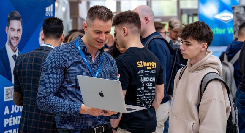 Állásbörze Győrben: a régió meghatározó gazdasági szereplői várták a Széchenyi István Egyetem hallgatóit