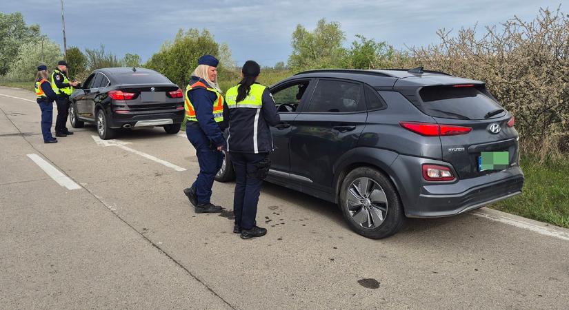Megszűnt az ellenőrzés, de maradt a kontroll: fokozott figyelem a magyar–román határon