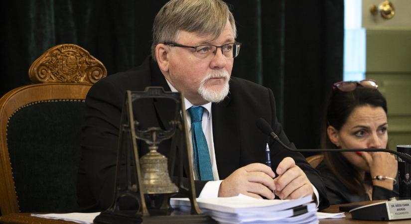 Tanúként hallgatta meg a bíróság Dézsi Csaba Andrást, volt győri polgármestert