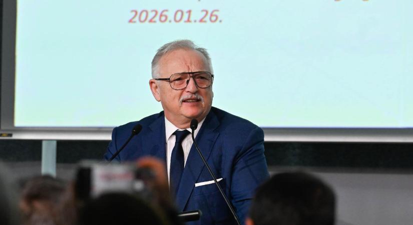 Magyar Péter elvárja, hogy a Mol ne fizesse ki a 25 milliárdos osztalékot az MCC-nek