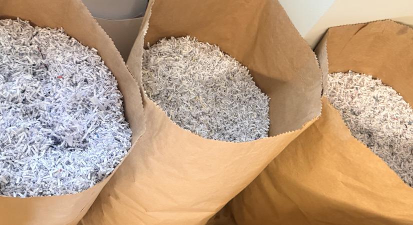 Nemcsak a Külügyben, a Honvédelmi Minisztériumban is elkezdődött az iratmegsemmisítés a választás után