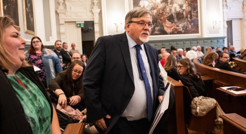 Tanúként hallgatták ki Győr volt polgármesterét, Dézsi Csaba Andrást