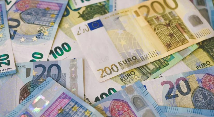 Kiürültek a pénzváltók, elfogyott az euró