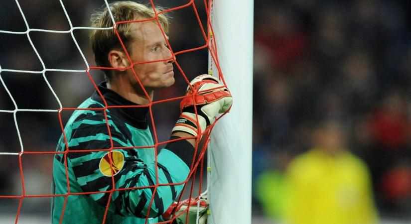 Vonattal ütközött, meghalt az Arsenal és a Juventus korábbi kapusa