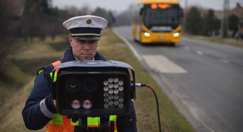 A traffipax razzia bajnoka 50 helyett 143-al száguldott, ennyibe került neki