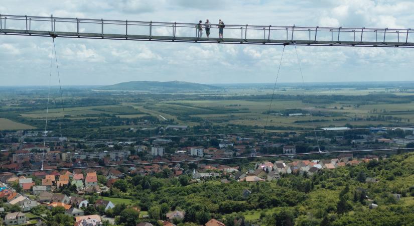 A fideszes vezetésű Sátoraljaújhelyen visszavonják az önazonossági rendeletet